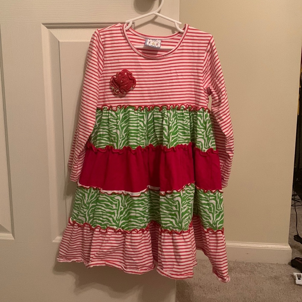 Three sisters size 7 Christmas dress